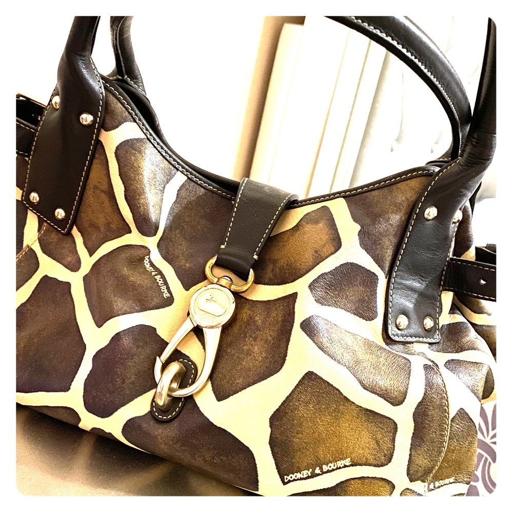 Dooney & Bourke Shoulder bag